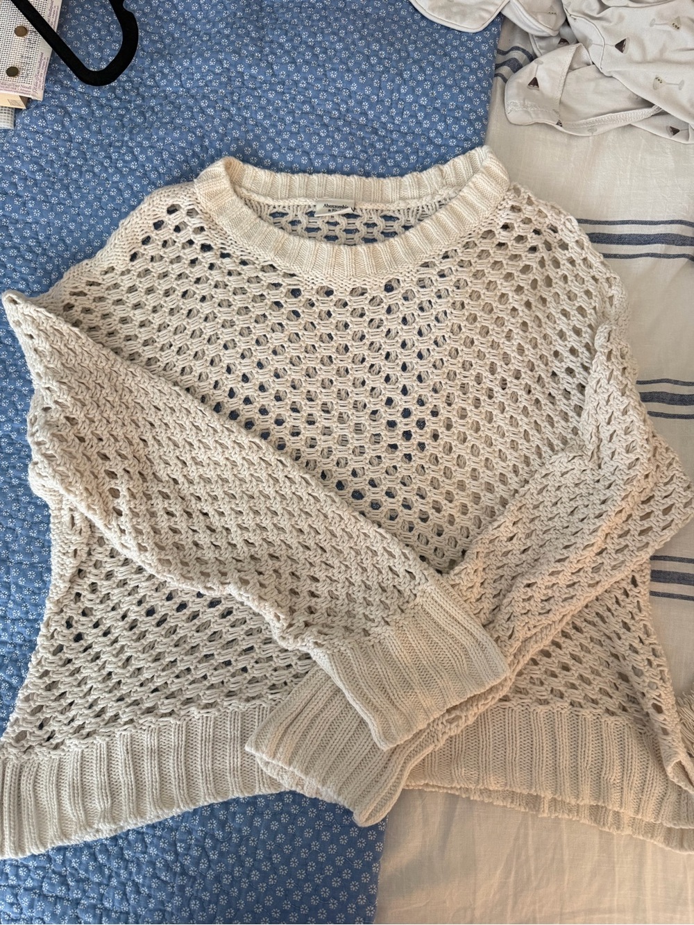 Abercrombie sweater